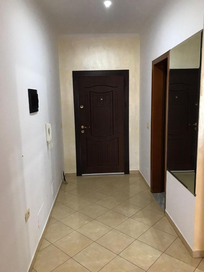 Guest House Fier Bagian luar foto